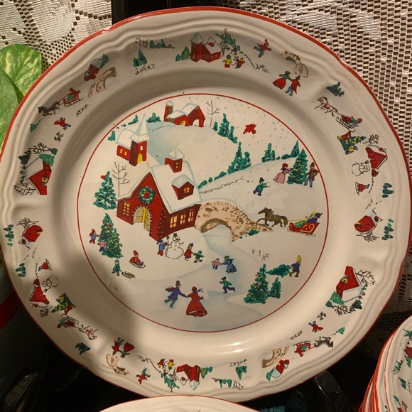 ✨⚡️💥 Set of FARBERWARE WHITE CHRISTMAS Dinner Plate, Bowl, Saucer - Picture 5 of 6